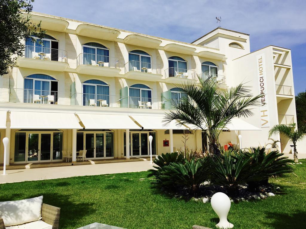 Hotel Vespucci Porto Cesareo Buitenkant foto